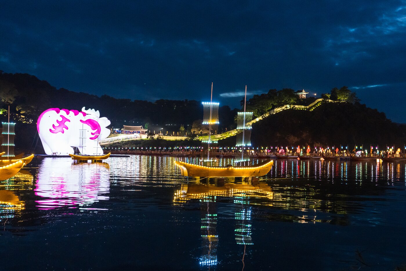 본문 이미지 - 지난해 공주에서 진행된 백제문화제 모습.(충남도 제공. 재판매 및 DB금지)/뉴스1