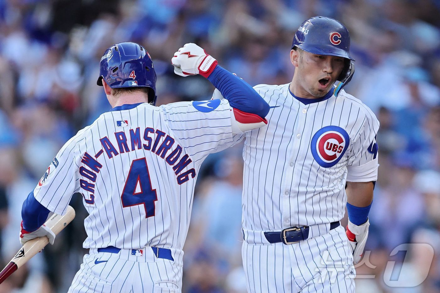 본문 이미지 - 시카고 컵스의 스즈키 세이야(오른쪽). ⓒ AFP=뉴스1