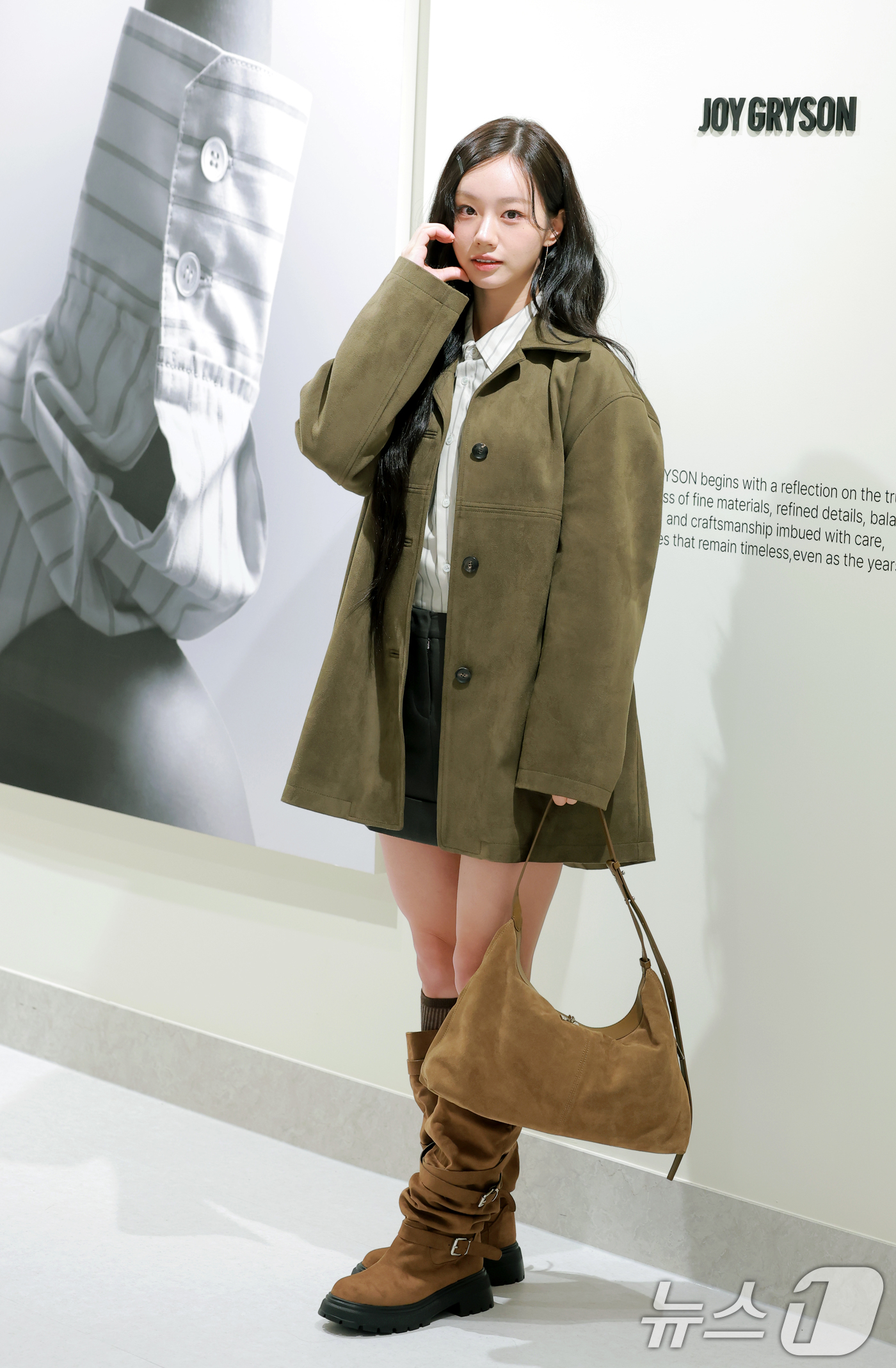 (서울=뉴스1) 권현진 기자 = 배우 혜리가 1일 오전 서울 용산구 한남동에서 진행된 패션 브랜드 조이그라슨 한남 플래그십 스토어 오픈 행사에 참석해 포즈를 취하고 있다. 2025 …