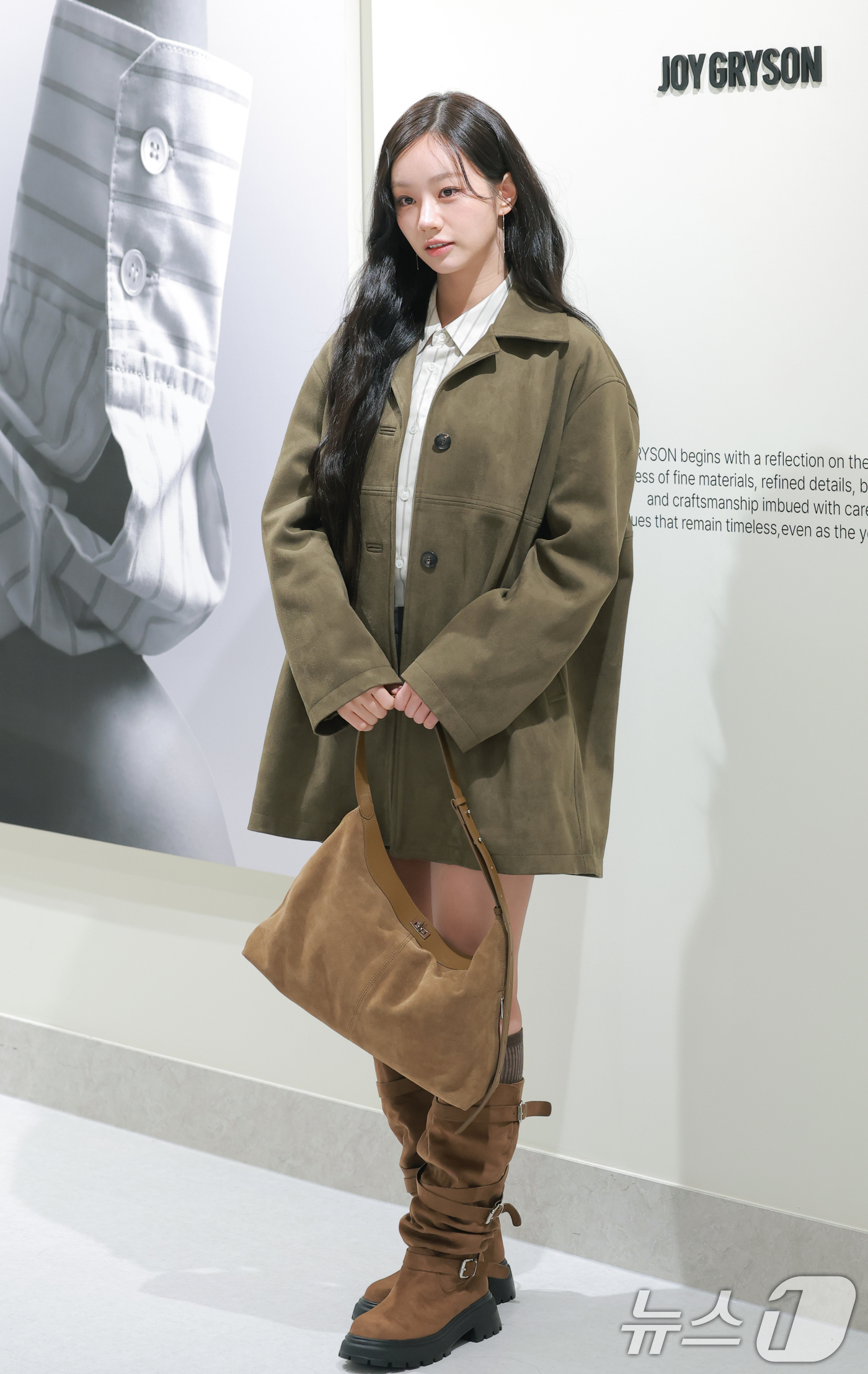 (서울=뉴스1) 권현진 기자 = 배우 혜리가 1일 오전 서울 용산구 한남동에서 진행된 패션 브랜드 조이그라슨 한남 플래그십 스토어 오픈 행사에 참석해 포즈를 취하고 있다. 2025 …