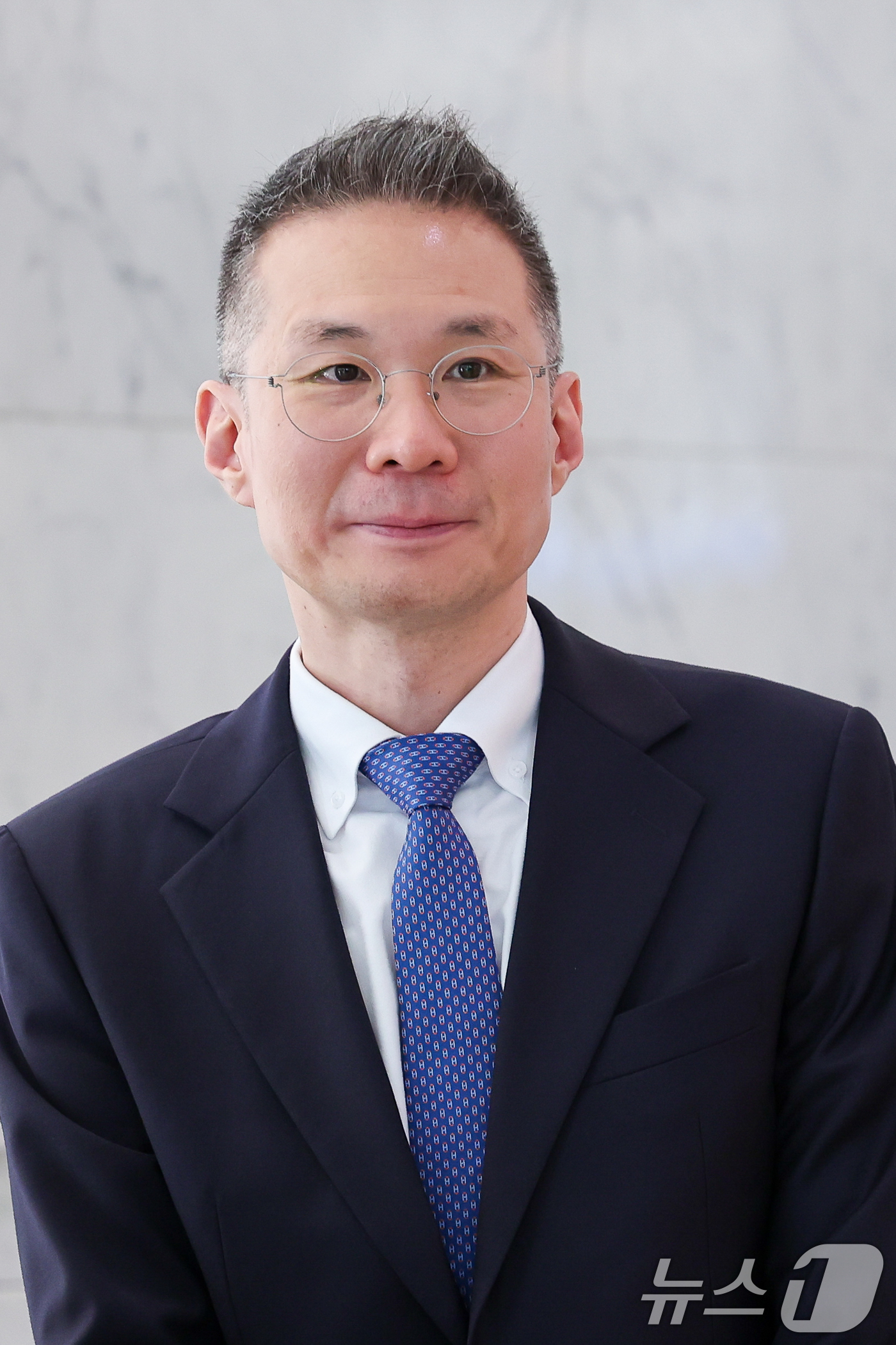 (서울=뉴스1) 안은나 기자 = 김경훈 오픈 AI 코리아 총괄 대표(전 구글코리아 사장)가 1일 오후 서울 종로구 SK서린빌딩에서 최태원 SK그룹 회장과 샘 올트먼(Sam Altm …