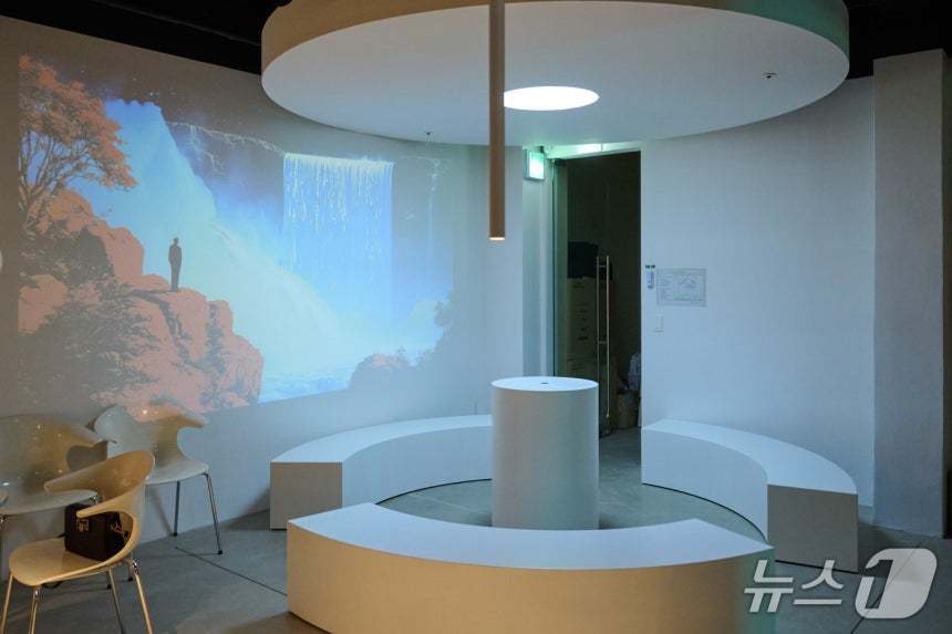 본문 이미지 - 퍼플렉시티 PPLX Cafe Curious Space&#40;퍼플렉시티 제공&#41;