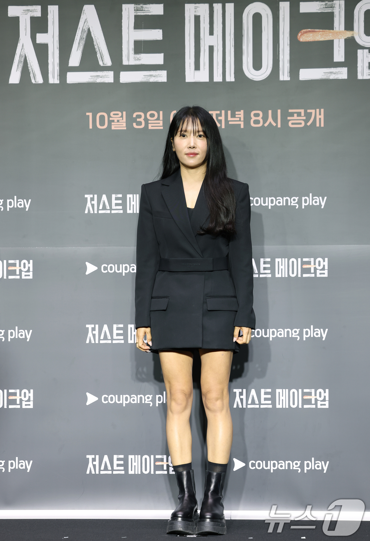 (서울=뉴스1) 권현진 기자 = 메이크업 아티스트 서옥이 1일 서울 광진구 풀만 앰버서더 서울 이스트폴에서 열린 쿠팡플레이 '저스트 메이크업' 제작발표회에 참석해 포즈를 취하고 있 …