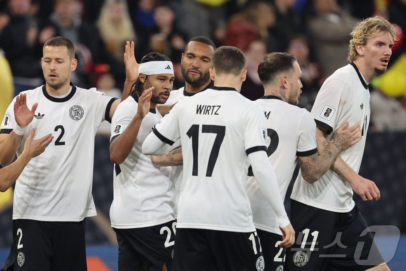 본문 이미지 - 룩셈부르크를 완파한 독일 대표팀. ⓒ AFP=뉴스1