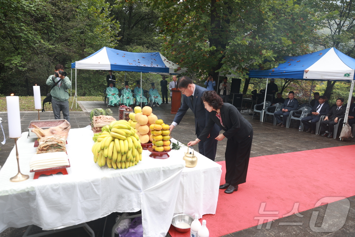 (영월=뉴스1) 한귀섭 기자 = 강원도의 산업화를 이끌었던 탄광의 역사와 문화를 기리는 제15회 강원도 탄광촌문화제가 11일 영월 북면 탄광문화촌 및 마차초등학교에서 열렸다. (영 …