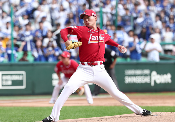 구멍 난 SSG 선발진, 김건우 없었으면 어쩔 뻔…풀타임 첫해 '순항 중'