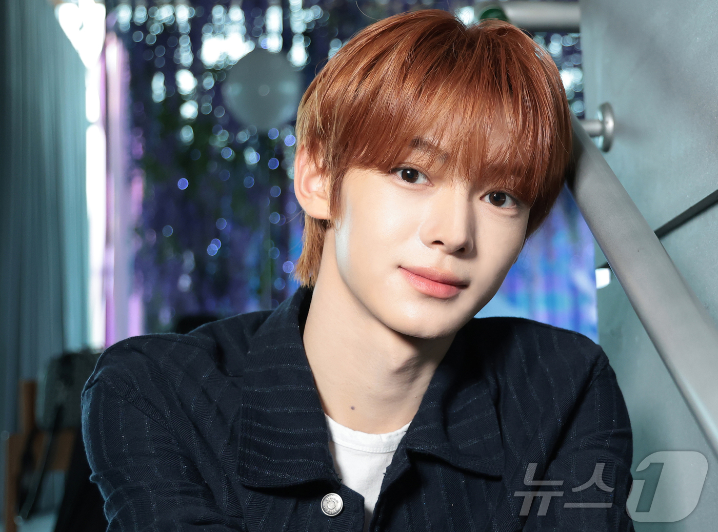 (서울=뉴스1) 권현진 기자 = 투어스 한진이 서울 용산구 하이브 사옥에서 열린 '물 건너온 아이돌' 인터뷰에 앞서 포즈를 취하고 있다.한진이 속한 투어스는 지난 13일 미니 4집 …