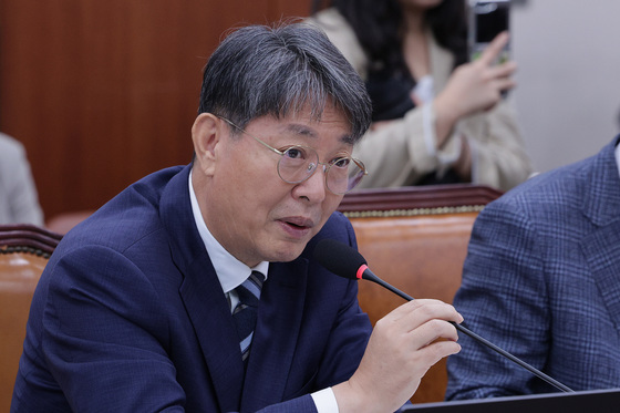 경찰 '차명 주식거래' 이춘석 송치…알고보니 12억 투자해 90% 손실