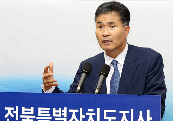 김관영 전북지사 재선 도전 맞설 3인…이원택·안호영·정헌율 출사표