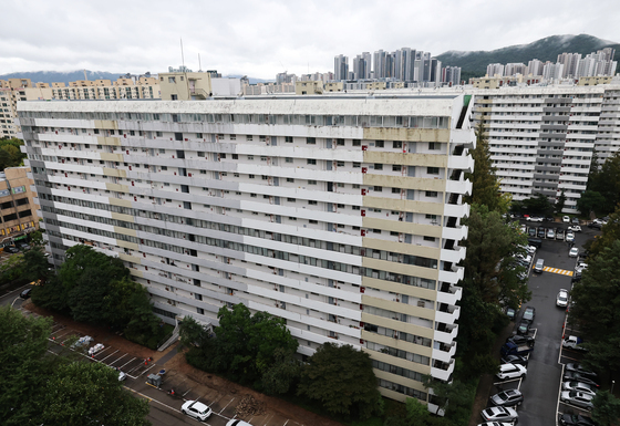 20년 넘게 끈 은마 재건축, 사업시행인가 문턱 넘었다