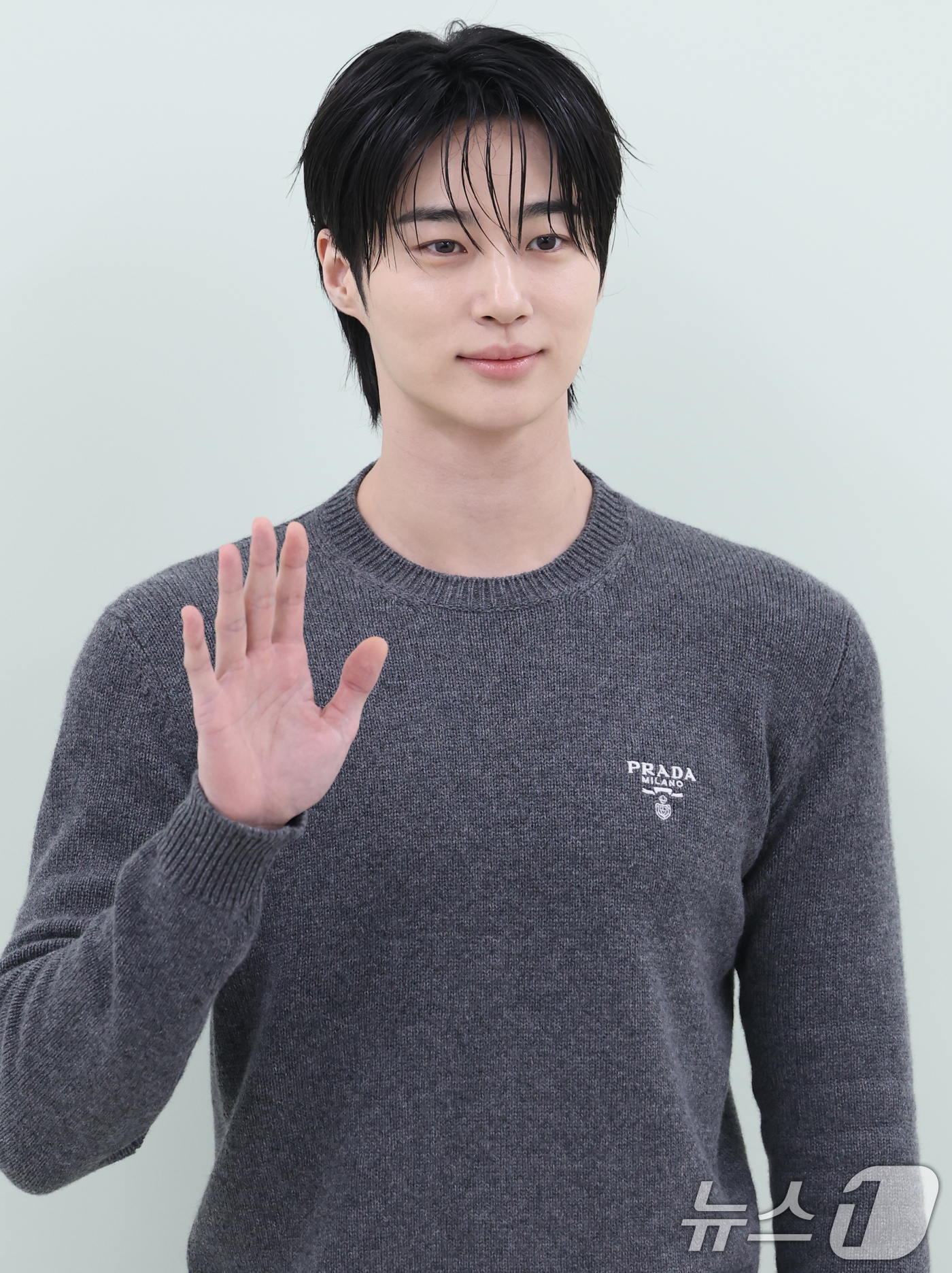 (서울=뉴스1) 권현진 기자 = 배우 변우석이 13일 오후 서울 성동구 성수동 모처에서 열린 한 뷰티브랜드 포토콜에 참석해 포즈를 취하고 있다. 2025.10.13/뉴스1