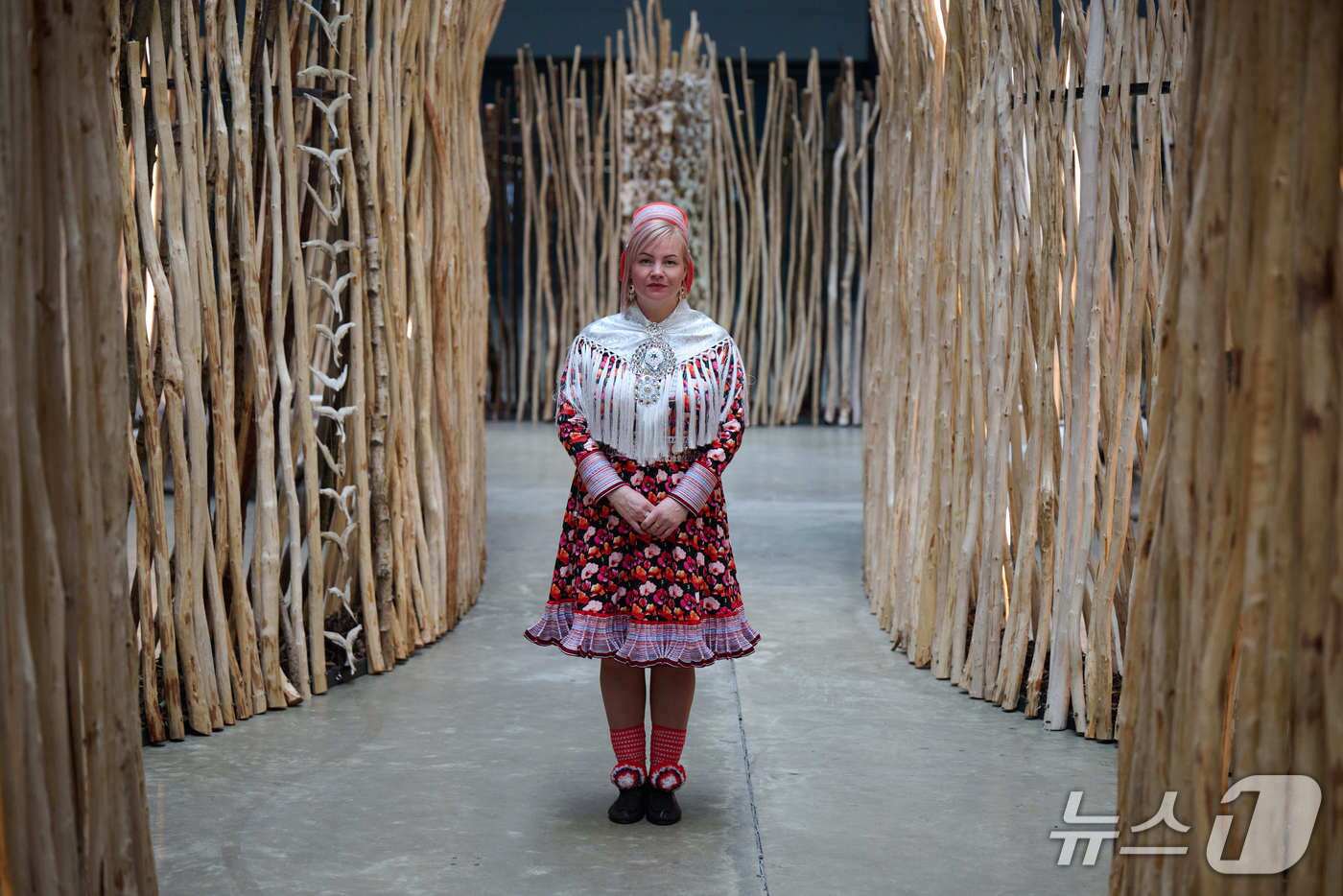 본문 이미지 - 현대 커미션 마렛 안네 사라 작가 출처: Photo ⓒ Tate &#40;Ben Fisher&#41; 