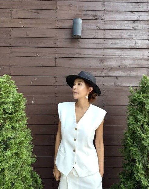 본문 이미지 - S.E.S. 슈 / 프리미엄아트 제공