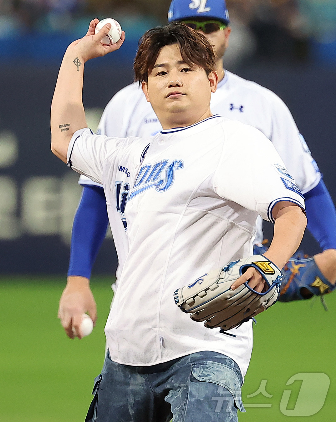 (대구=뉴스1) 김진환 기자 = 14일 오후 대구 삼성라이온즈파크에서 열린 프로야구 2025 신한 SOL뱅크 KBO 준플레이오프 4차전 SSG 랜더스와 삼성 라이온즈의 경기를 앞두 …