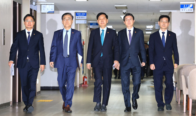 10·15 대책은 '시간 벌기용'…정부, 2단계 주택 공급 카드 준비