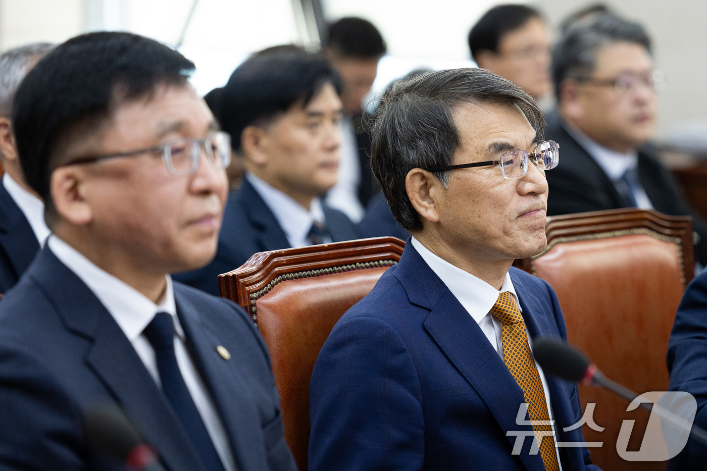 (서울=뉴스1) 유승관 기자 = 노태악 중앙선거관리위원장이 15일 서울 여의도 국회에서 열린 행정안전위원회의 중앙선거관리위원회 등에 대한 국정감사에 출석해 자리하고 있다. 2025 …