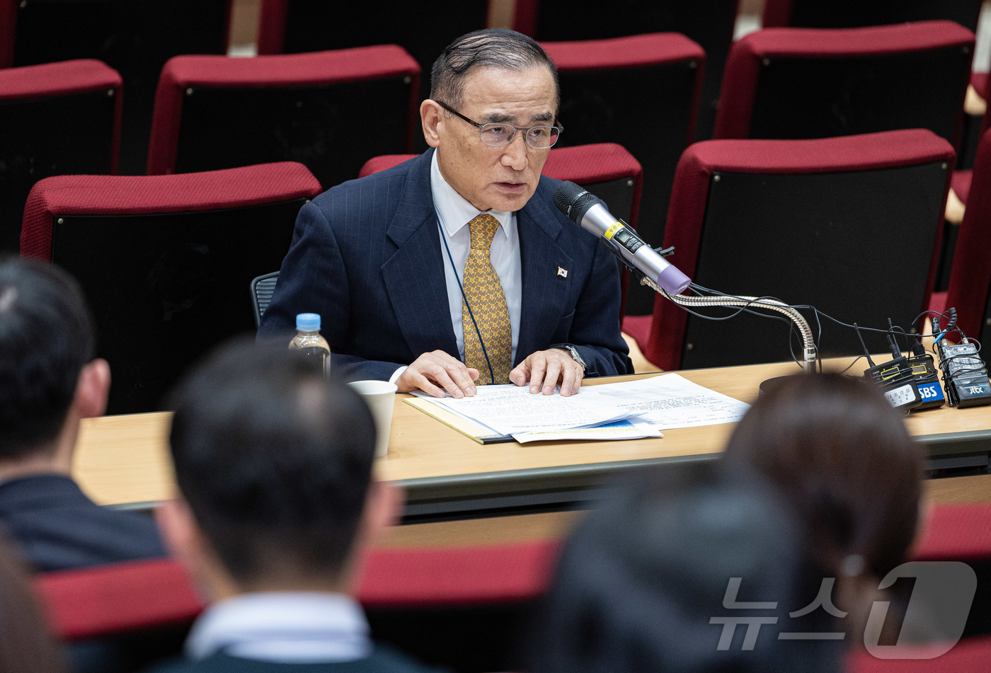 (서울=뉴스1) 이재명 기자 = 위성락 국가안보실장이 15일 서울 용산 대통령실 청사에서 한국인 대상 납치·감금 범죄가 급증하는 캄보디아에 대한 대응 현황 브리핑을 하고 있다. 2 …