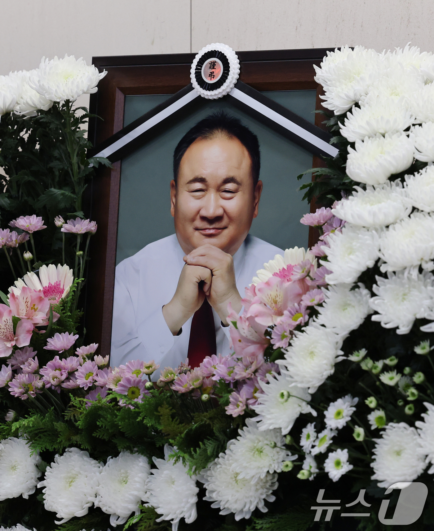 (대전=뉴스1) 김기태 기자 = 5선 국회의원을 지낸 이상민 국민의힘 대전시당위원장이 15일 별세했다. 을지대병원 장례식장에 이상민 위원장의 빈소가 마련돼 있다.  2025.10. …