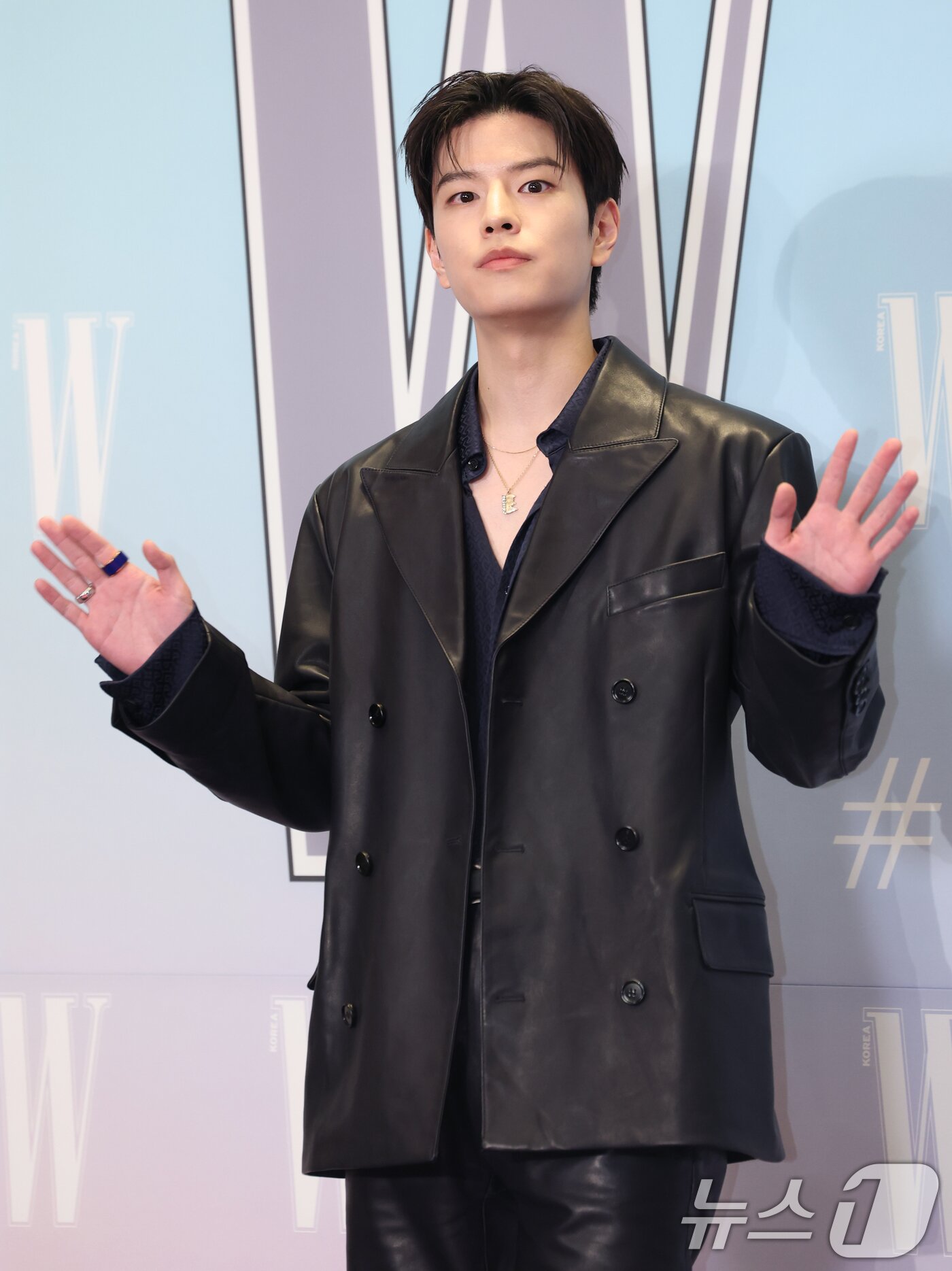 승민, 완성형 비주얼