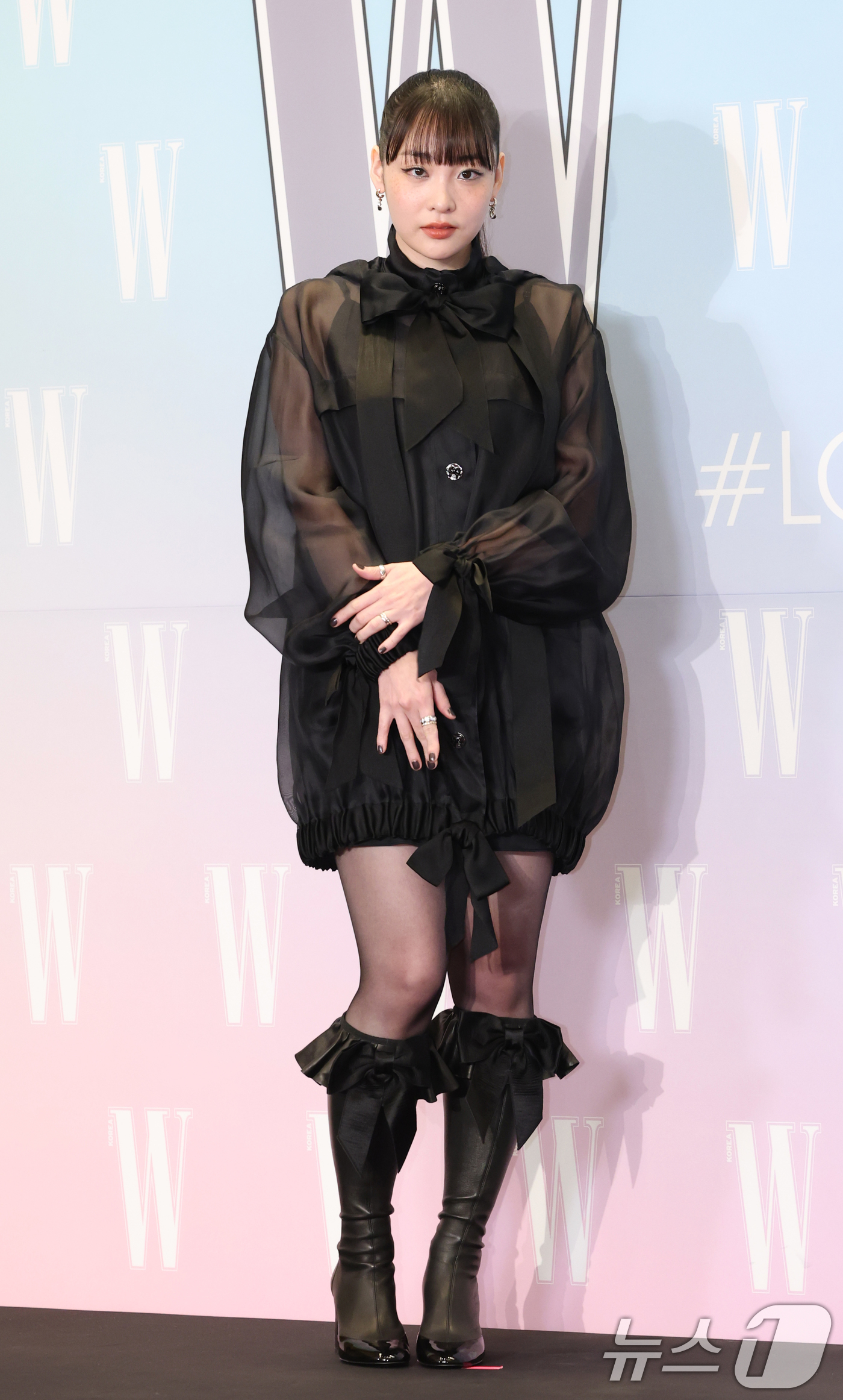 (서울=뉴스1) 권현진 기자 = 배우 김민하가 15일 서울 종로구 포시즌스 호텔에서 열린 ‘제20회 유방암 인식 향상 캠페인 자선 행사’에서 포즈를 취하고 있다. 2025.10.1 …