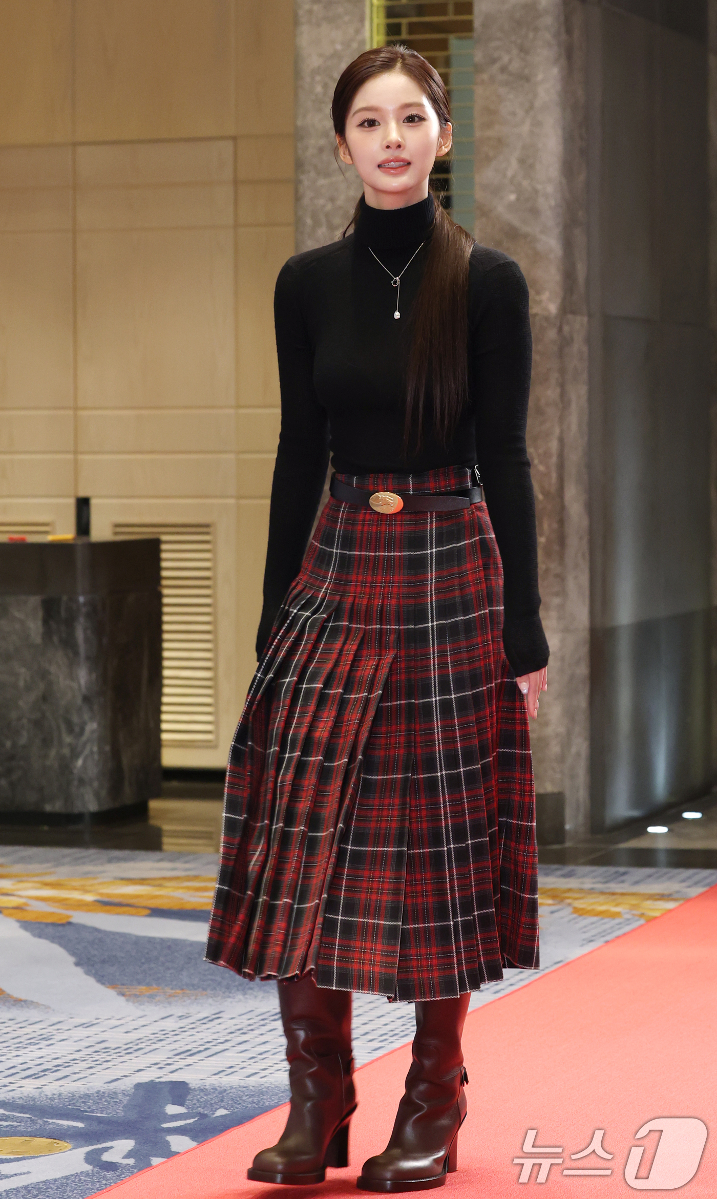 (서울=뉴스1) 권현진 기자 = 엔믹스 설윤이 15일 서울 종로구 포시즌스 호텔에서 열린 ‘제20회 유방암 인식 향상 캠페인 자선 행사’에 참석하고 있다. 2025.10.16/뉴스 …