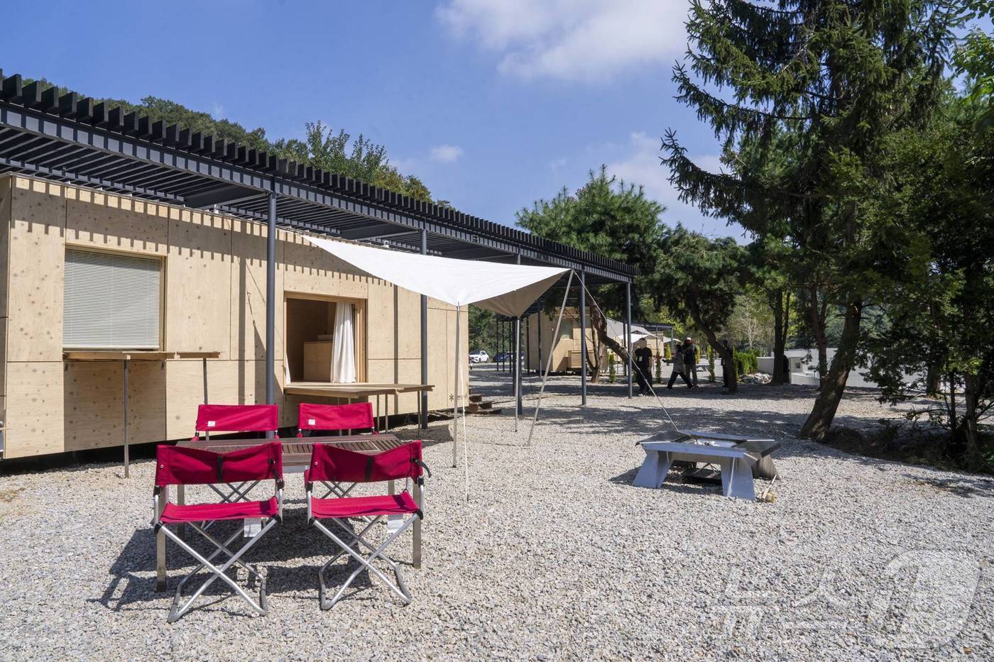 본문 이미지 - 오는 31일부터 일반에 공개되는 '스노우피크 에버랜드 캠프필드'(에버랜드 제공) 