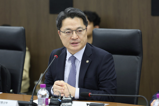 "오만과 LNG·헬륨 공급망 강화"…산업부, 오만가스공사 CEO와 협력 논의