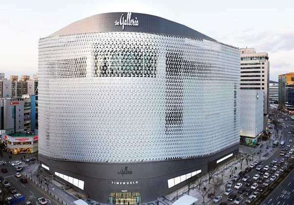 갤러리아타임월드, 신학기 가방 행사와 설 선물 사전예약 진행