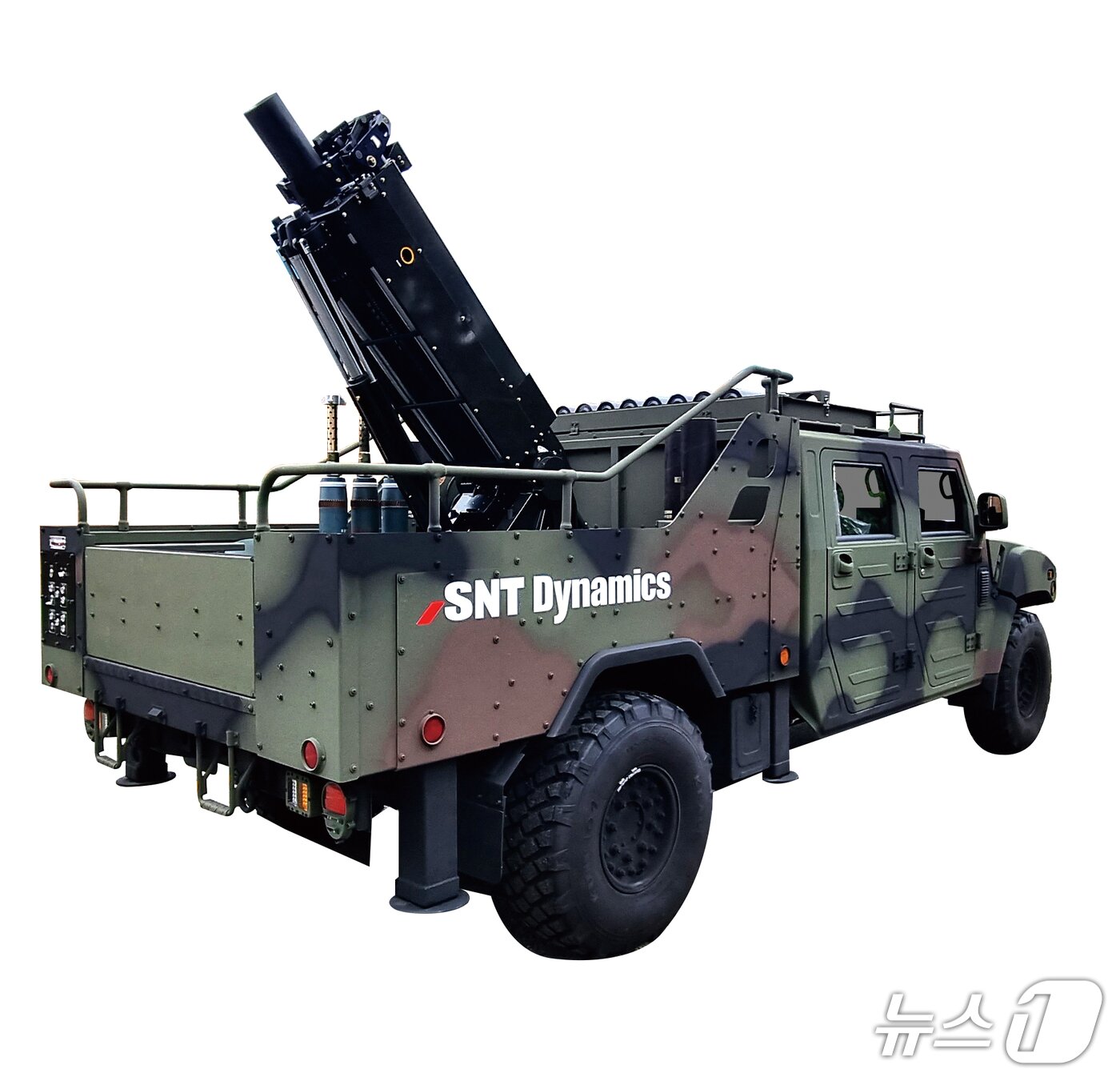 SNT Dynamics&#39; 120mm self-propelled mortar mounted on a vehicle / Provided by SNT Group