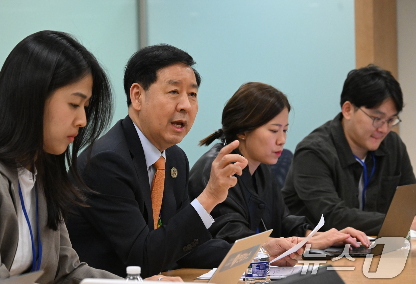 (워싱턴=뉴스1) = 주요20개국(G20) 재무장관회의와 국제통화기금 및 세계은행(IMF/WB) 연차총회 참석차 미국 워싱턴D.C를 방문 중인 구윤철 경제부총리 겸 기획재정부 장관 …