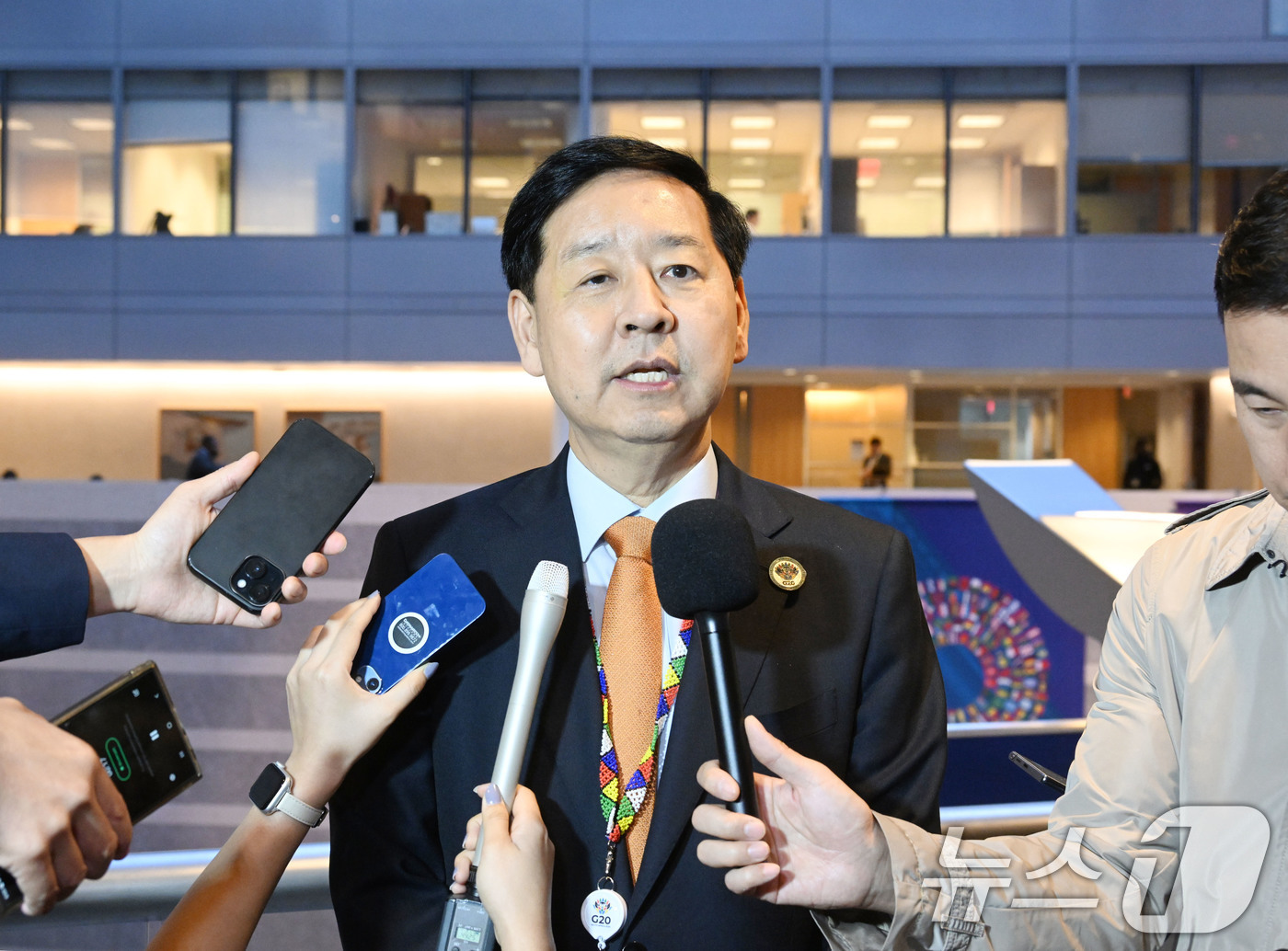 (워싱턴=뉴스1) = 주요20개국(G20) 재무장관회의와 국제통화기금 및 세계은행(IMF/WB) 연차총회 참석차 미국 워싱턴D.C를 방문중인 구윤철 경제부총리 겸 기획재정부 장관이 …