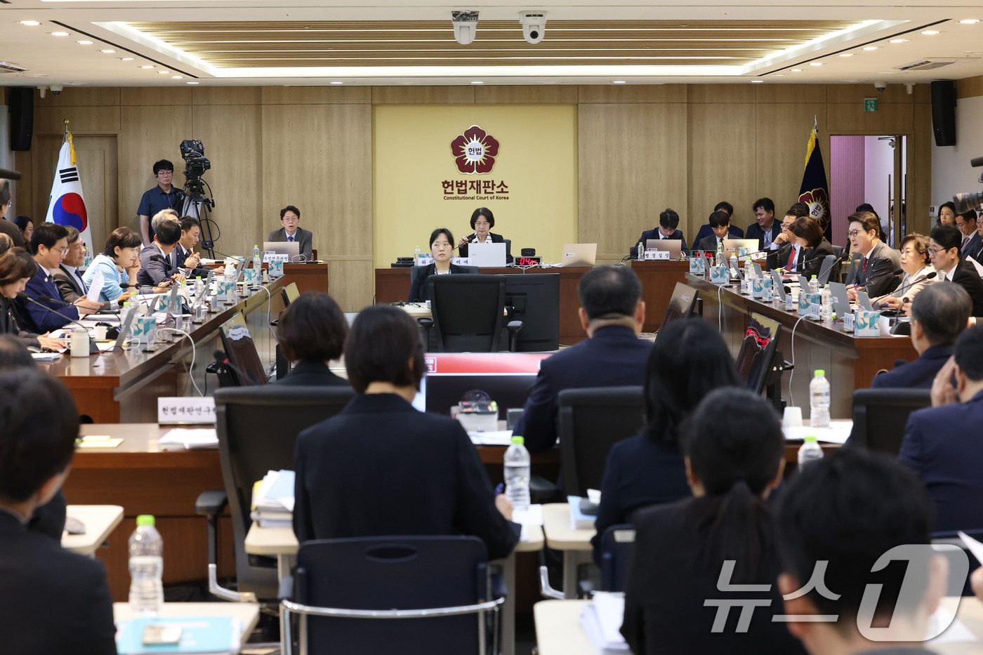 (서울=뉴스1) 이광호 기자 = 17일 오전 서울 종로구 헌법재판소에서 국회 법제사법위원회의 헌법재판소, 헌법재판연구원에 대한 국정감사가 열리고 있다.  2025.10.17/뉴스1 …