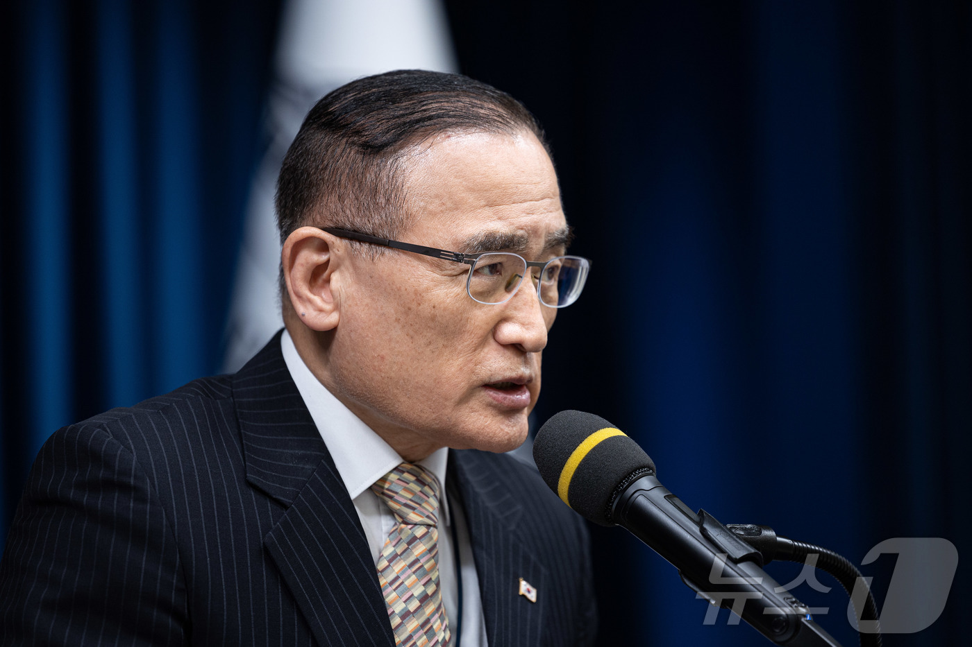 (서울=뉴스1) 이재명 기자 = 위성락 국가안보실장이 17일 서울 용산 대통령실 청사에서 캄보디아 이슈의 구체적 대응현황 관련 브리핑을 하고 있다. 2025.10.17/뉴스1