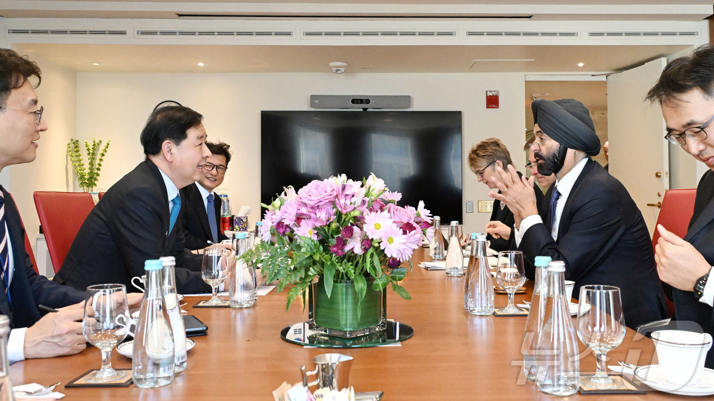 (서울=뉴스1)  = 주요20개국(G20) 재무장관회의와 국제통화기금 및 세계은행(IMF/WB) 연차총회 참석차 미국 워싱턴D.C.를 방문중인 구윤철 부총리 겸 기획재정부 장관이 …