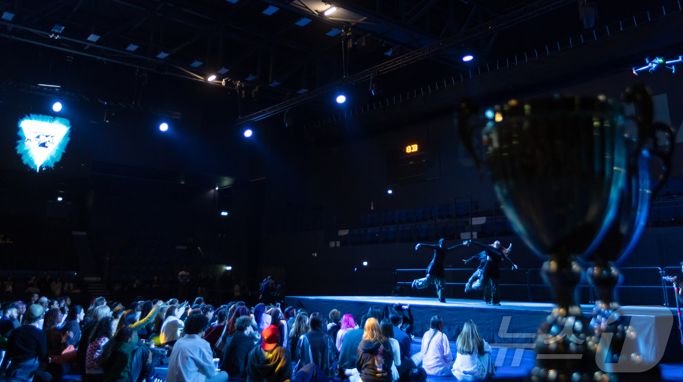 (파리=뉴스1) 이준성 기자 = 18일(현지시간) 프랑스 파리 북서쪽 인근 클리시홀에서 ‘글로벌 K-팝 컴피티션 파리 2025’(Global K-POP Competition Par …