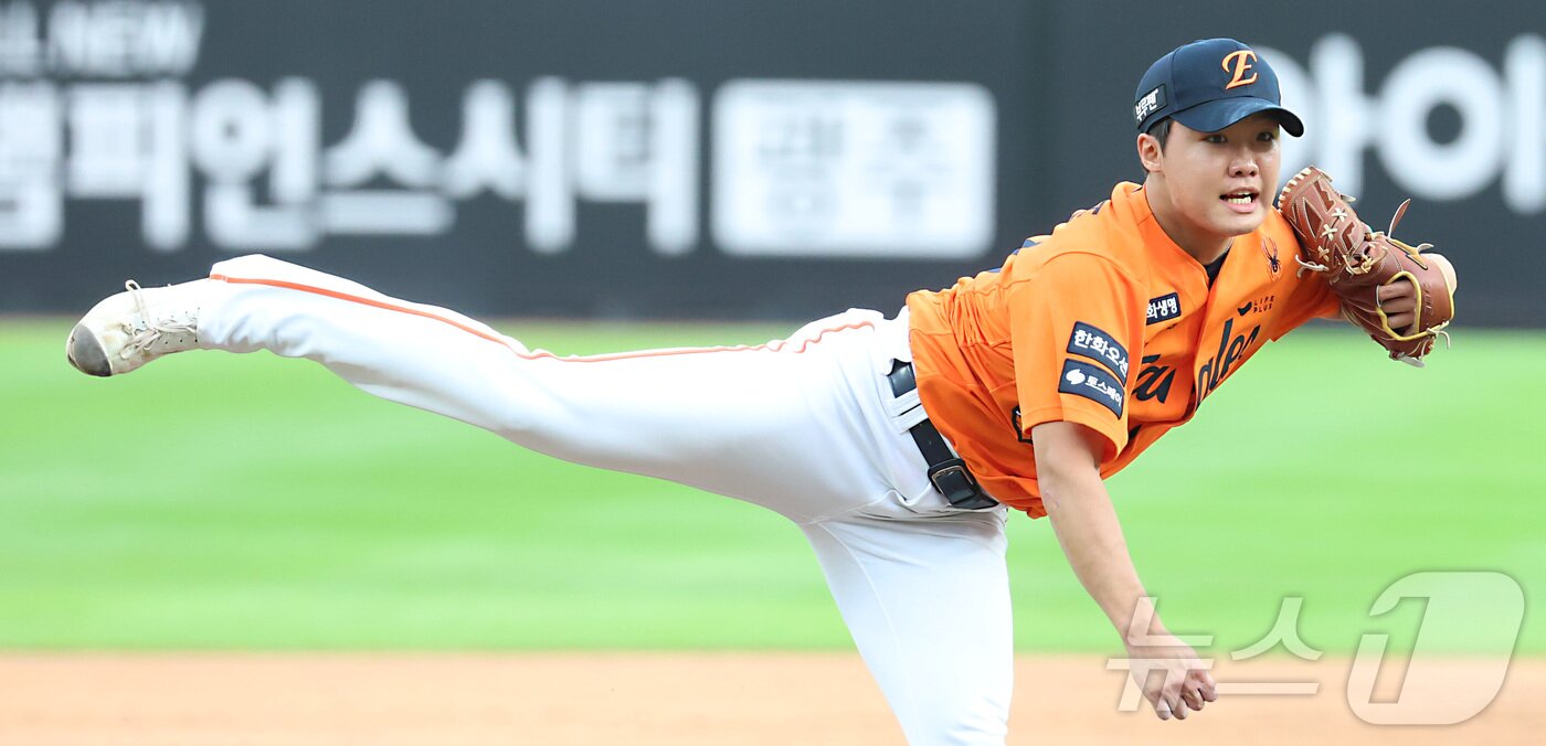 본문 이미지 - 플레이오프 4차전 선발 투수 한화 정우주. /뉴스1 DB ⓒ News1 김기남 기자