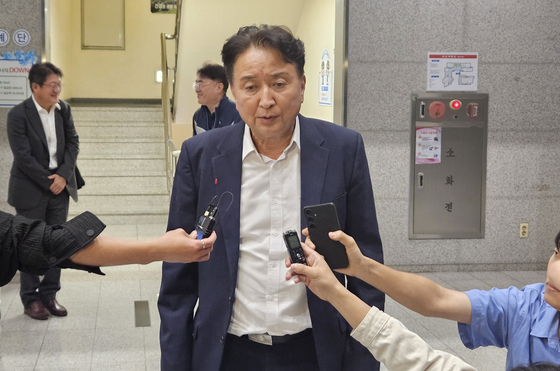 경찰, 21일 '돈봉투 수수 의혹' 김영환 충북지사 재소환