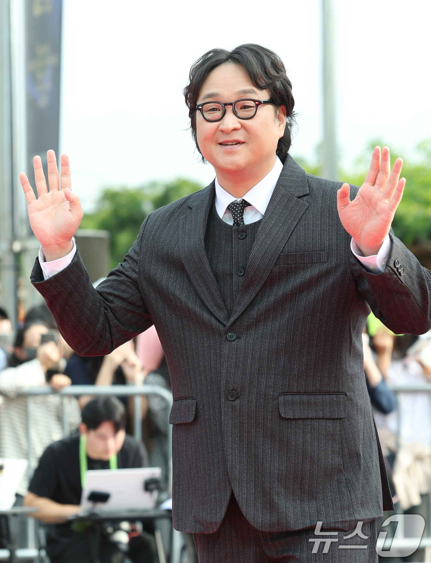 (서울=뉴스1) 권현진 기자 = 배우 구성환이 2일 오후 서울 여의도 KBS 홀에서 열린 제20회 서울드라마어워즈 레드카펫 행사에 참석해 포즈를 취하고 있다. 2025.10.2/뉴 …