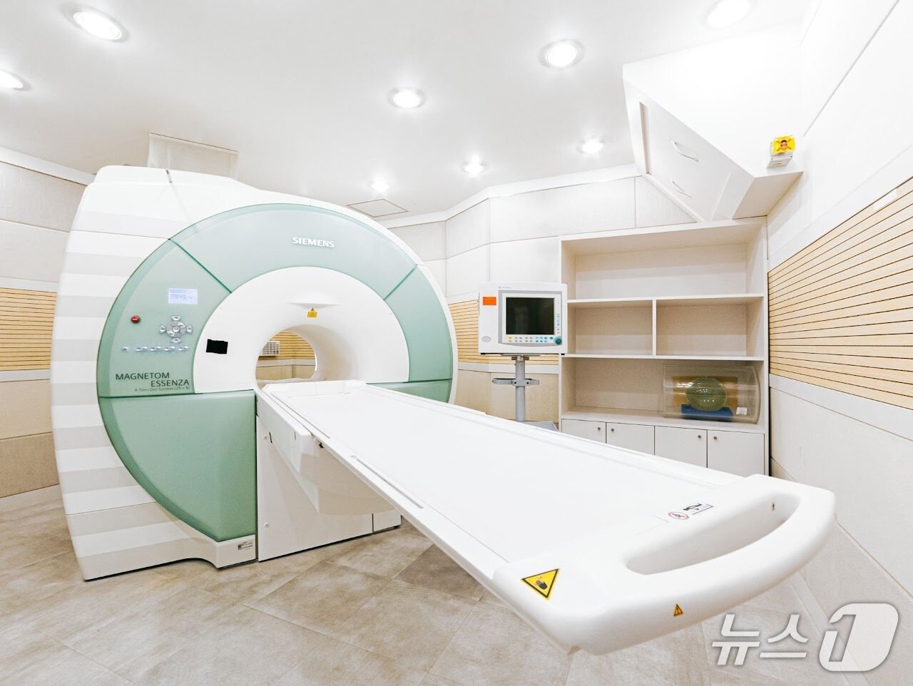 본문 이미지 - 동물병원 의료장비&#40;이안동물의학센터 제공&#41; ⓒ 뉴스1