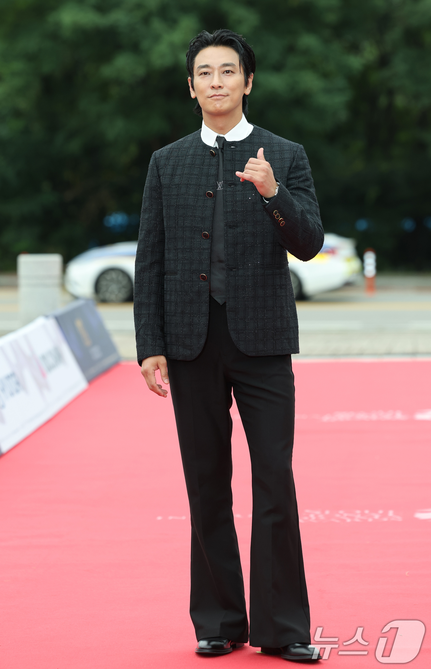 (서울=뉴스1) 권현진 기자 = 배우 주지훈이 2일 오후 서울 여의도 KBS 홀에서 열린 제20회 서울드라마어워즈 레드카펫 행사에 참석하고 있다. 2025.10.2/뉴스1