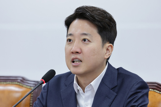 이준석, 檢 '대장동 항소 포기'에 "李정부서 불의가 하수구처럼 흘러"