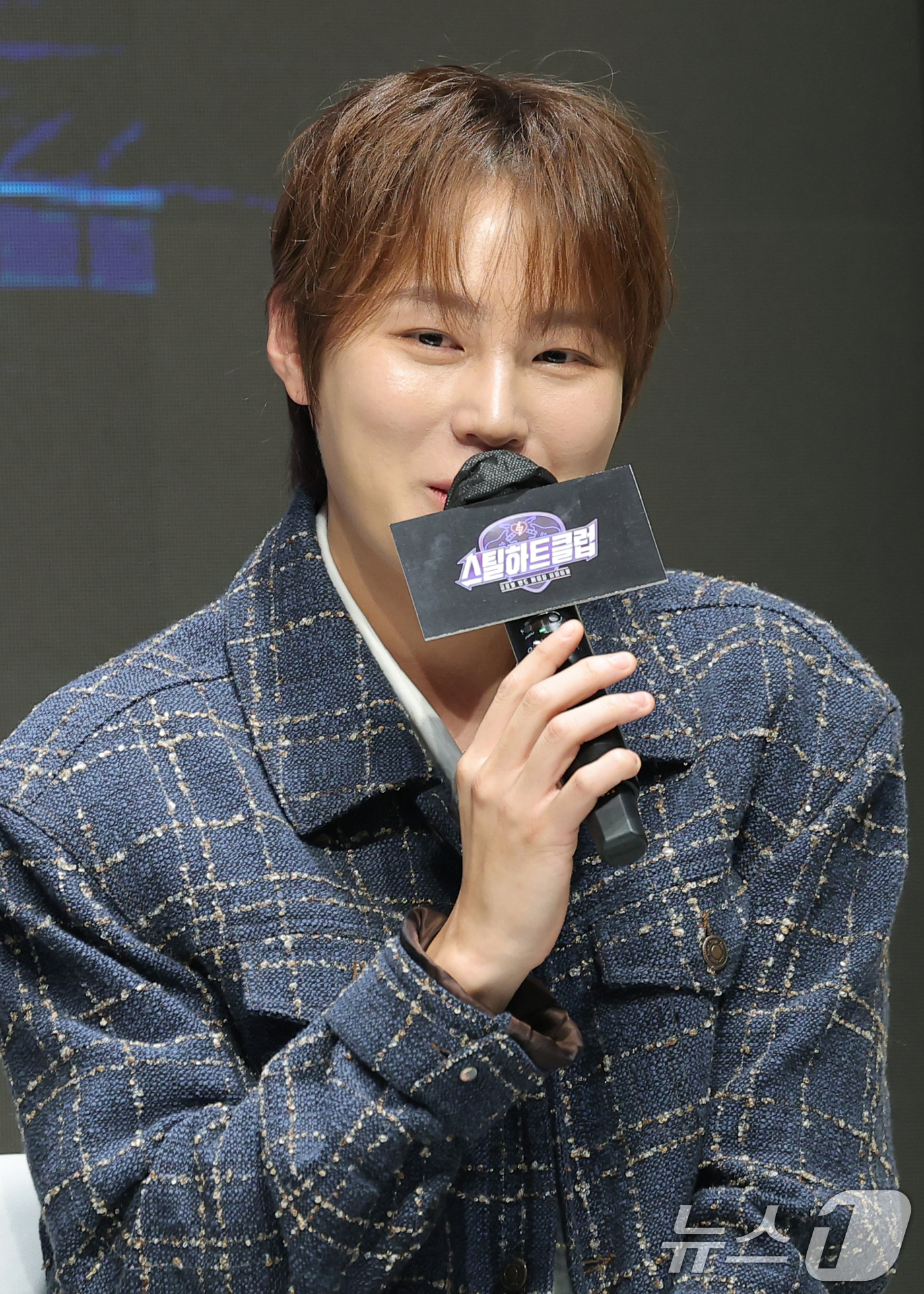 (서울=뉴스1) 권현진 기자 = 가수 하성운이 20일 오전 서울 강남구 엘리에나호텔에서 열린 Mnet '스틸하트클럽' 제작발표회에 참석해 인사말을 하고 있다.‘스틸하트클럽'은 기타 …