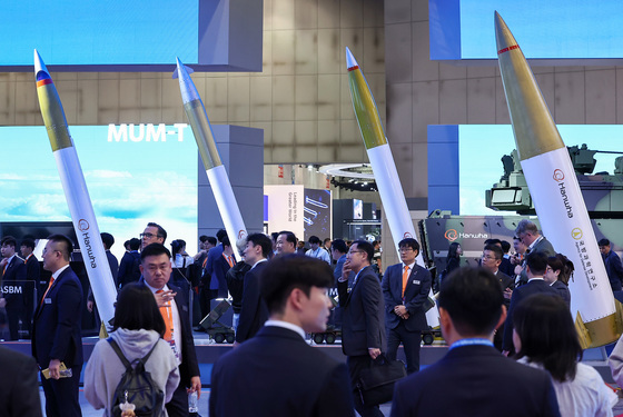 한국, 무기 체계 계약 시 원가보단 성과에 중점…美 사례 참고해야