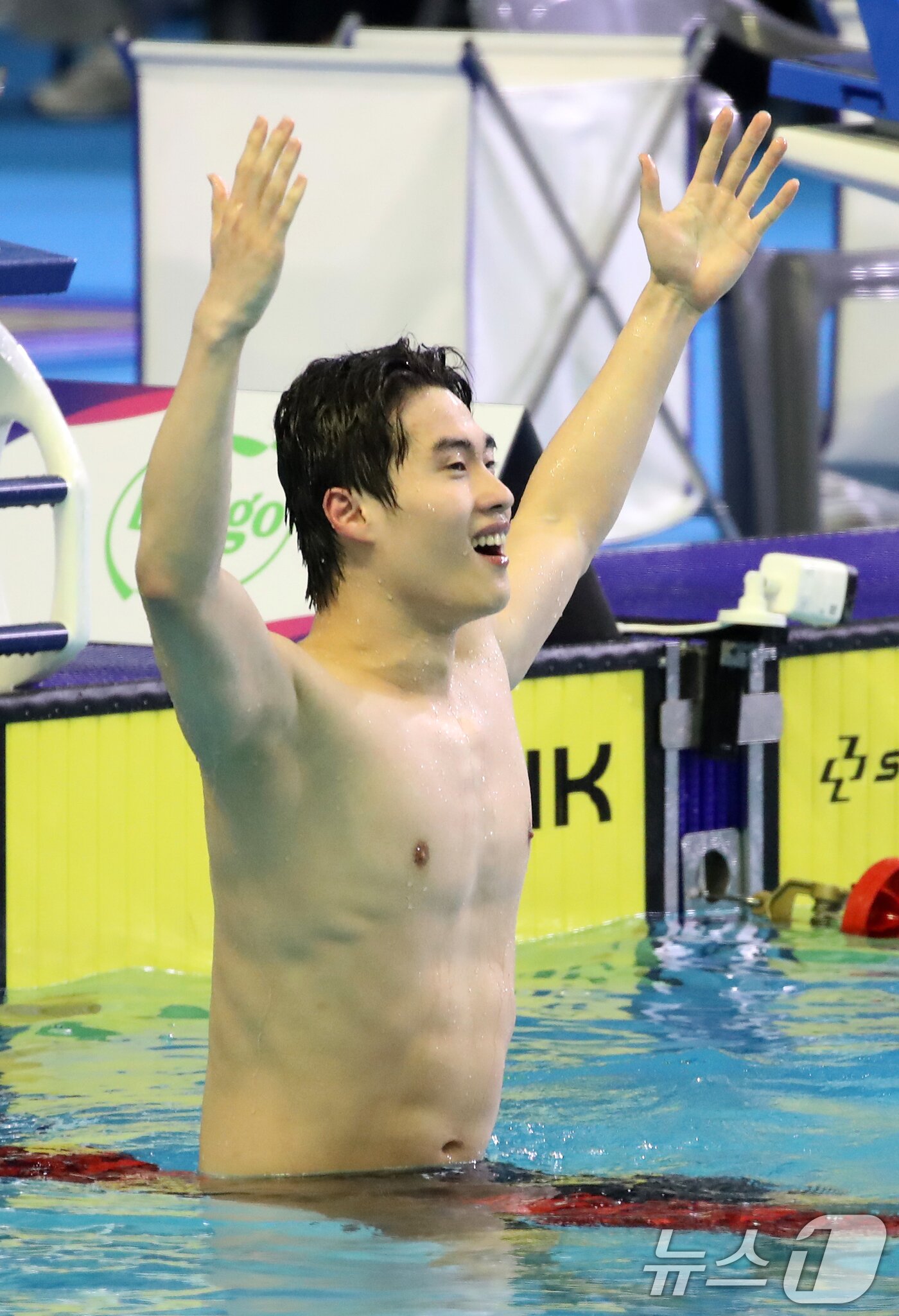 본문 이미지 - 기뻐하는 황선우. 2025.10.20/뉴스1 ⓒ News1 윤일지 기자