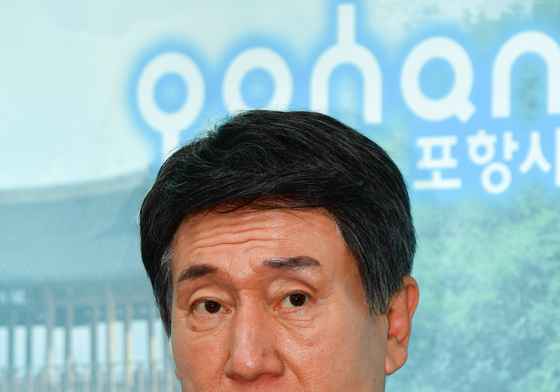 이강덕 포항시장 "경북지사 선거 출마"…포항상의 인사회서 밝혀(상보)