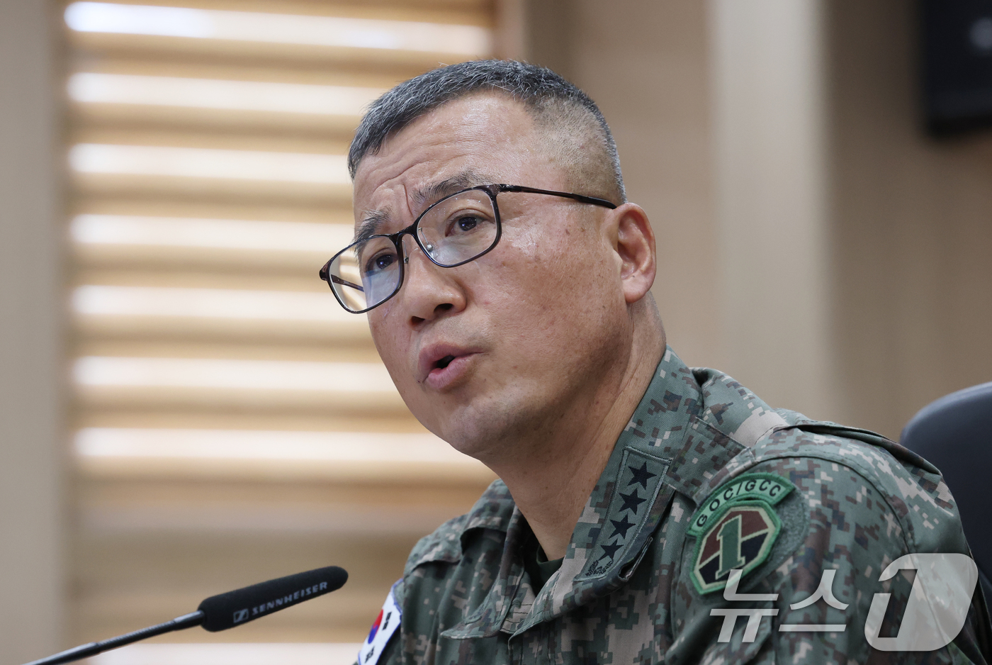 (용인=뉴스1) 김영운 기자 = 주성운 지상작전사령관이 21일 경기 용인시 육군지상작전사령부에서 열린 국회 국방위원회의 육군지상작전사령부에 대한 국정감사에서 의원 질의에 답하고 있 …