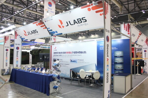 본문 이미지 - &#39;서울 ADEX 2025&#39; 참가한 제이랩스 부스 모습 / 사진=제이랩스 제공