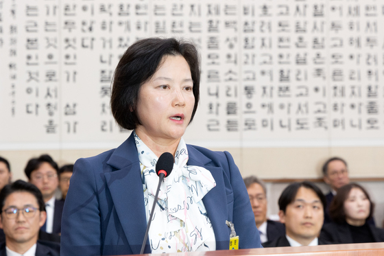 '강등' 정유미 검사장, 법무장관 상대 인사 명령 처분 취소 청구 소송