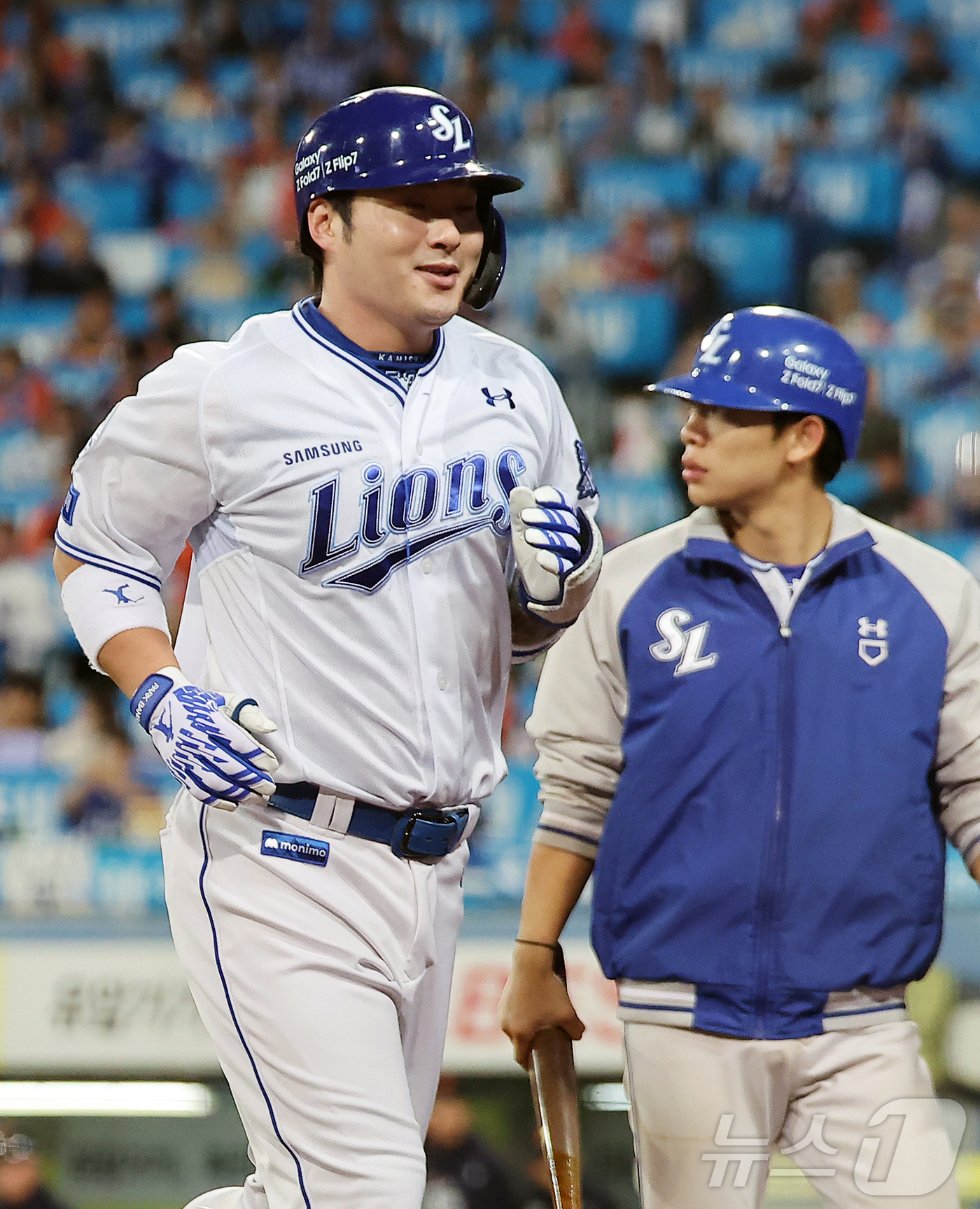 (대구=뉴스1) 김진환 기자 = 21일 대구삼성라이온즈파크에서 열린 2025 신한 SOL뱅크 KBO 포스트시즌 플레이오프 3차전 한화 이글스와 삼성 라이온즈의 경기, 삼성 박병호가 …