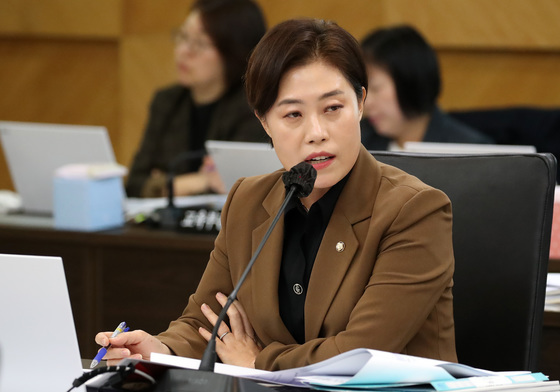 국힘, 설연휴 전 당명 개정 목표…내달 초 후보군 압축